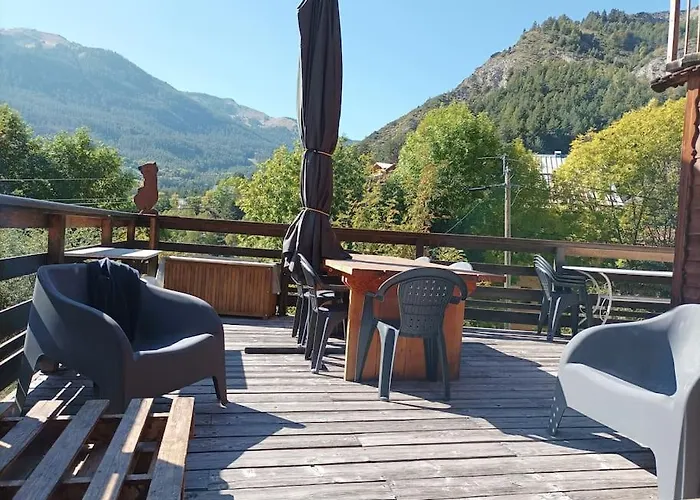 T3 Avec Terrasse De 60m2 Le Coucou * Allos
